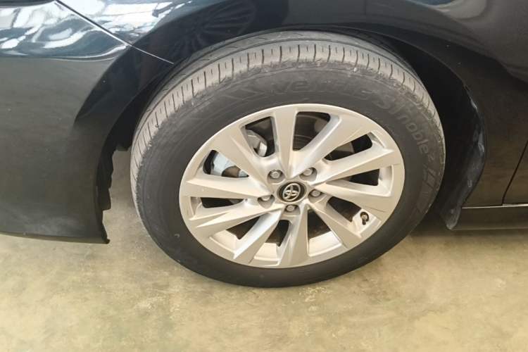 Used Toyota Camry 2021 2.0G Luxury Edition Left Front Wheel Hub