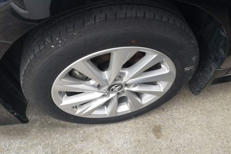 Used Toyota Camry 2021 2.0G Luxury Edition Left Front Wheel Hub