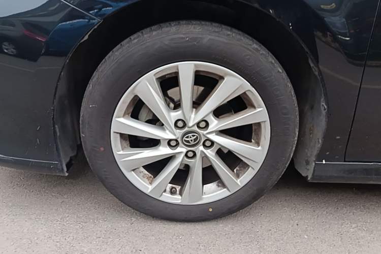 Used Toyota Camry 2021 2.0G Luxury Edition Left Front Wheel Hub