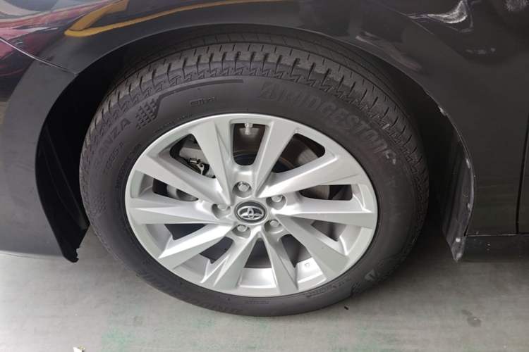 Used Toyota Camry 2021 2.0G Luxury Edition Left Front Wheel Hub