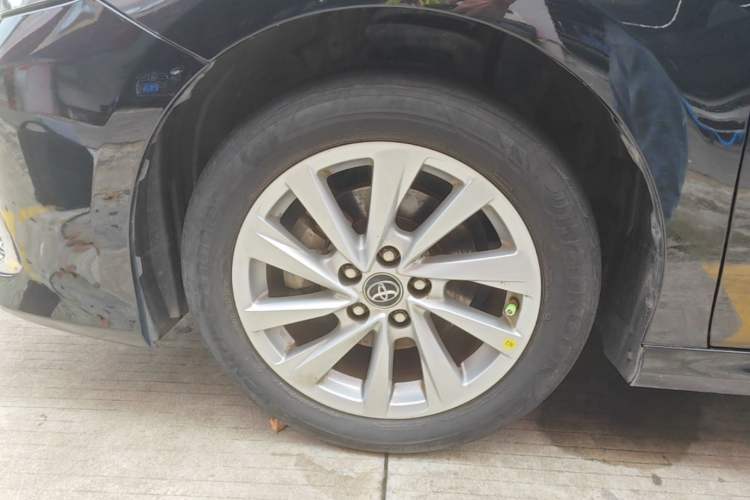 Used Toyota Camry 2021 2.0G Luxury Edition Left Front Wheel Hub