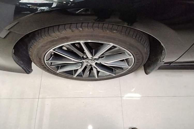 Used Toyota Camry 2021 2.5G Luxury Edition Left Front Wheel Hub