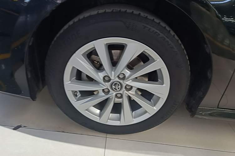 Used Toyota Camry 2021 2.0G Luxury Edition Left Front Wheel Hub
