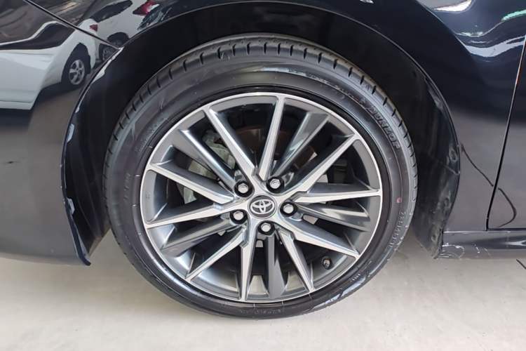 Used Toyota Camry 2021 2.5G Luxury Edition Left Front Wheel Hub