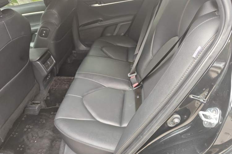 Used Toyota Camry 2021 2.0G Luxury Edition Left Rear Seat