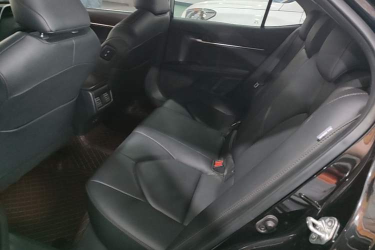 Used Toyota Camry 2021 2.0G Luxury Edition Left Rear Seat