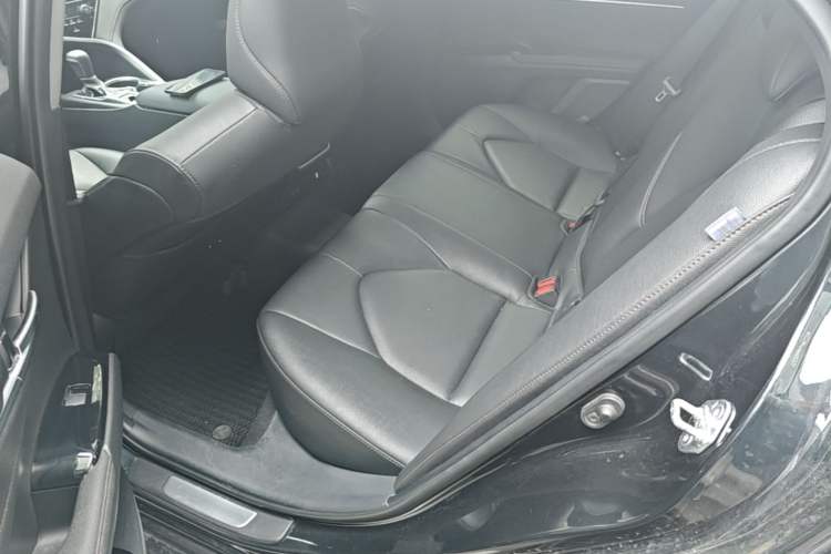 Used Toyota Camry 2021 2.0G Luxury Edition Left Rear Seat