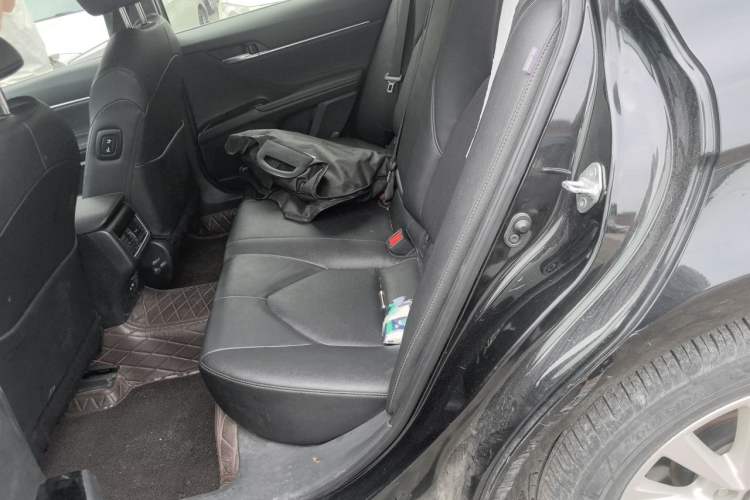 Used Toyota Camry 2021 2.0G Luxury Edition Left Rear Seat
