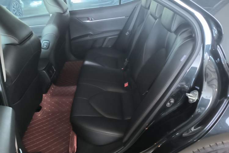 Used Toyota Camry 2021 2.0G Luxury Edition Left Rear Seat