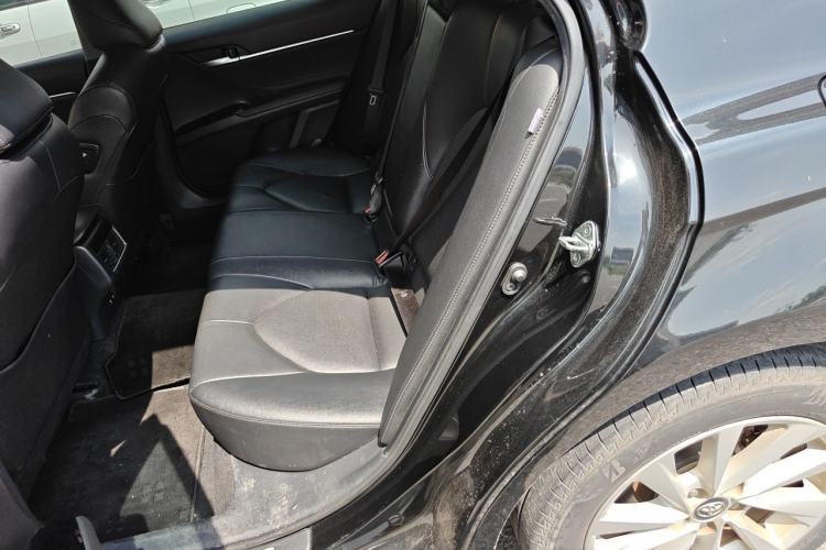 Used Toyota Camry 2021 2.0G Luxury Edition Left Rear Seat