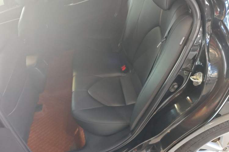 Used Toyota Camry 2021 2.0G Luxury Edition Left Rear Seat