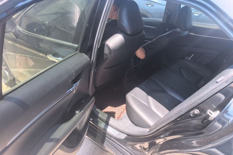 Used Toyota Camry 2021 2.5G Luxury Edition Left Rear Seat