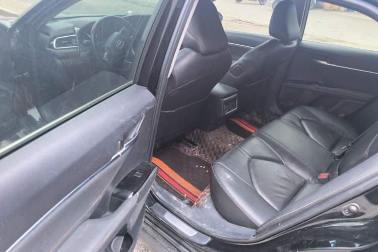 Used Toyota Camry 2021 2.0G Luxury Edition Left Rear Seat