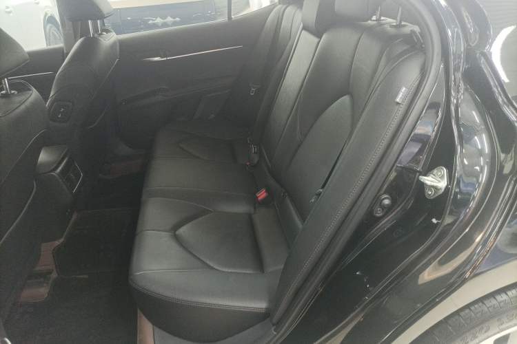 Used Toyota Camry 2021 2.0G Luxury Edition Left Rear Seat