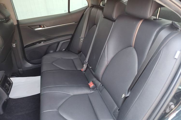 Used Toyota Camry 2021 2.0G Luxury Edition Left Rear Seat