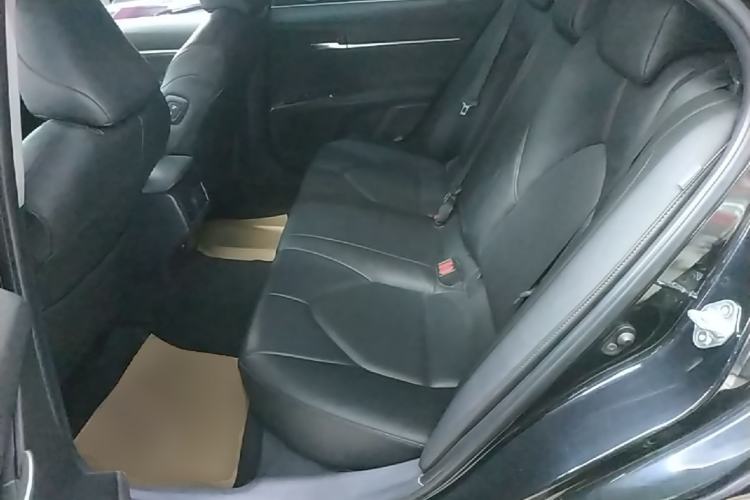 Used Toyota Camry 2021 2.0G Luxury Edition Left Rear Seat