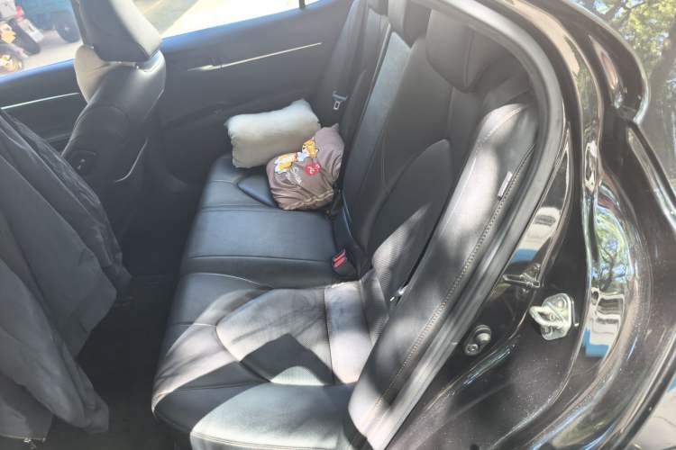 Used Toyota Camry 2021 2.5G Luxury Edition Left Rear Seat