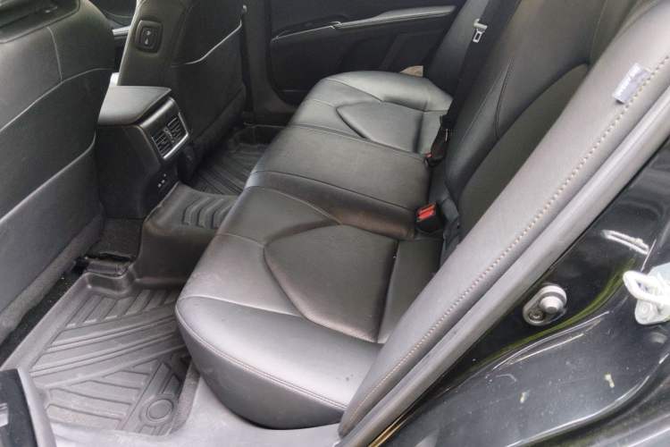 Used Toyota Camry 2021 2.5G Luxury Edition Left Rear Seat
