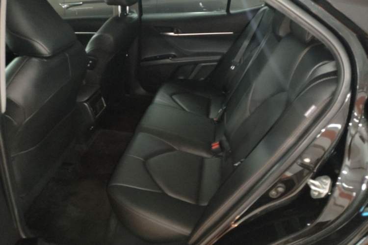 Used Toyota Camry 2021 2.0G Luxury Edition Left Rear Seat