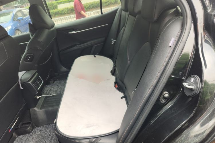Used Toyota Camry 2021 2.0G Luxury Edition Left Rear Seat