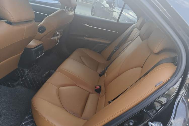 Used Toyota Camry 2021 2.5G Luxury Edition Left Rear Seat