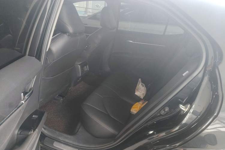 Used Toyota Camry 2021 2.5G Luxury Edition Left Rear Seat