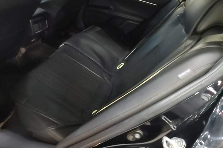 Used Toyota Camry 2021 2.0G Luxury Edition Left Rear Seat