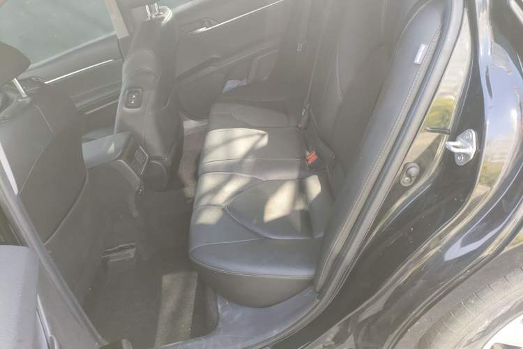 Used Toyota Camry 2021 2.0G Luxury Edition Left Rear Seat
