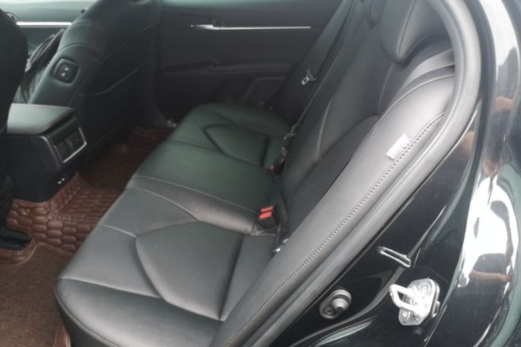 Used Toyota Camry 2021 2.0G Luxury Edition Left Rear Seat