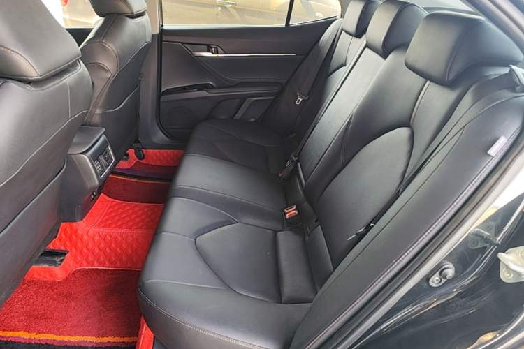 Used Toyota Camry 2021 2.0G Luxury Edition Left Rear Seat
