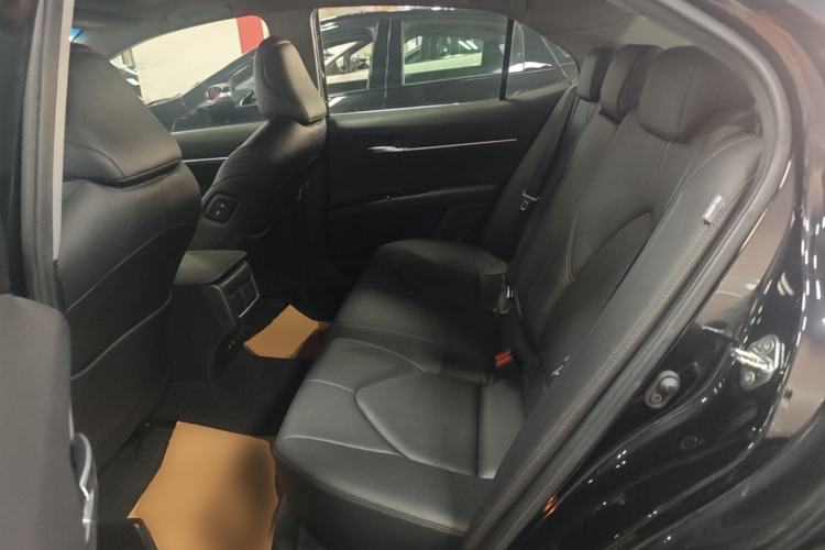 Used Toyota Camry 2021 2.5G Luxury Edition Left Rear Seat