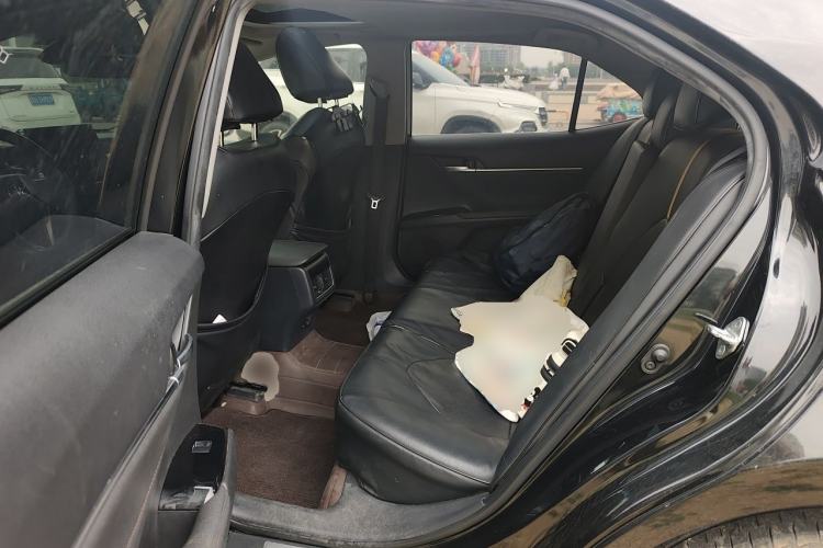 Used Toyota Camry 2021 2.0G Luxury Edition Left Rear Seat