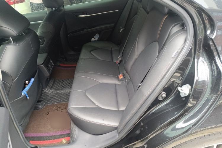 Used Toyota Camry 2021 2.5G Luxury Edition Left Rear Seat