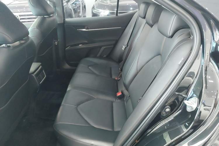 Used Toyota Camry 2021 2.0G Luxury Edition Left Rear Seat