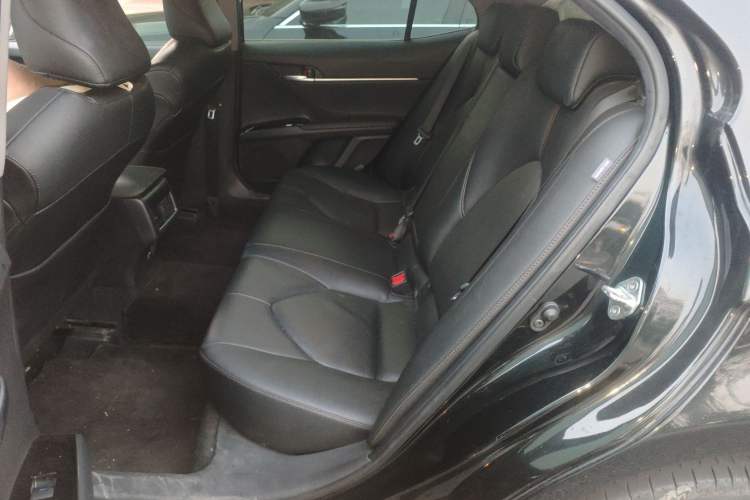 Used Toyota Camry 2021 2.5G Luxury Edition Left Rear Seat