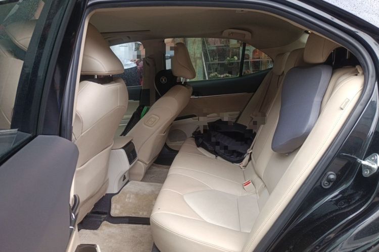 Used Toyota Camry 2021 2.0G Luxury Edition Left Rear Seat