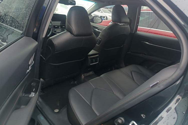 Used Toyota Camry 2021 2.5G Luxury Edition Left Rear Seat