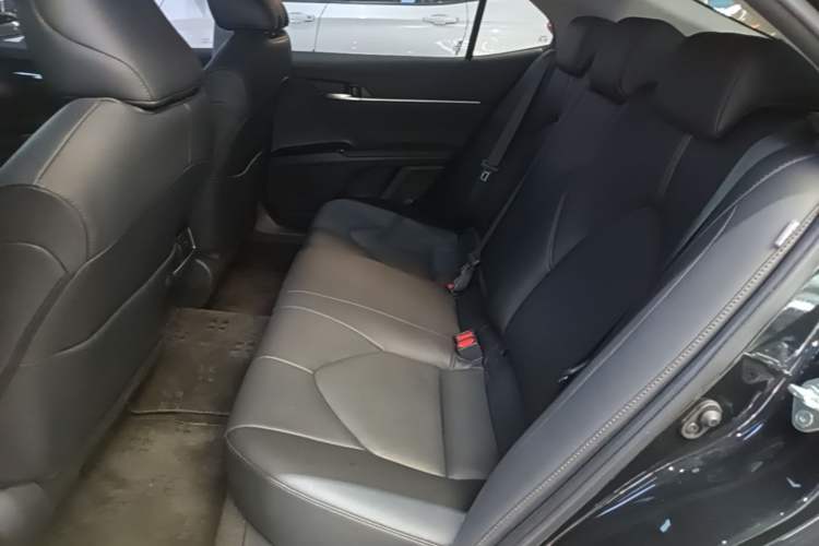 Used Toyota Camry 2021 2.0G Luxury Edition Left Rear Seat