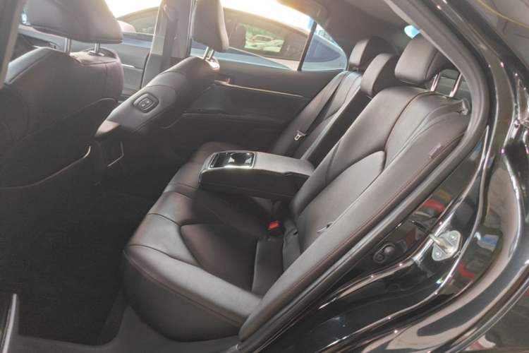 Used Toyota Camry 2021 2.0G Luxury Edition Left Rear Seat