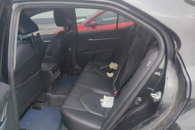 Used Toyota Camry 2021 2.0G Luxury Edition Left Rear Seat