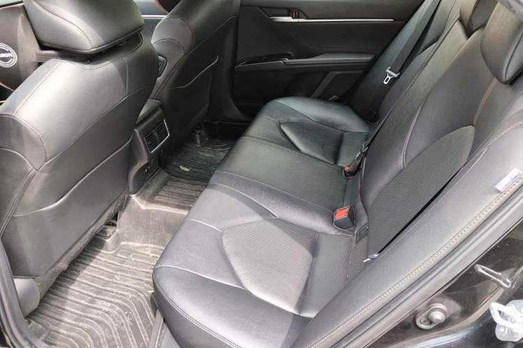 Used Toyota Camry 2021 2.0G Luxury Edition Left Rear Seat