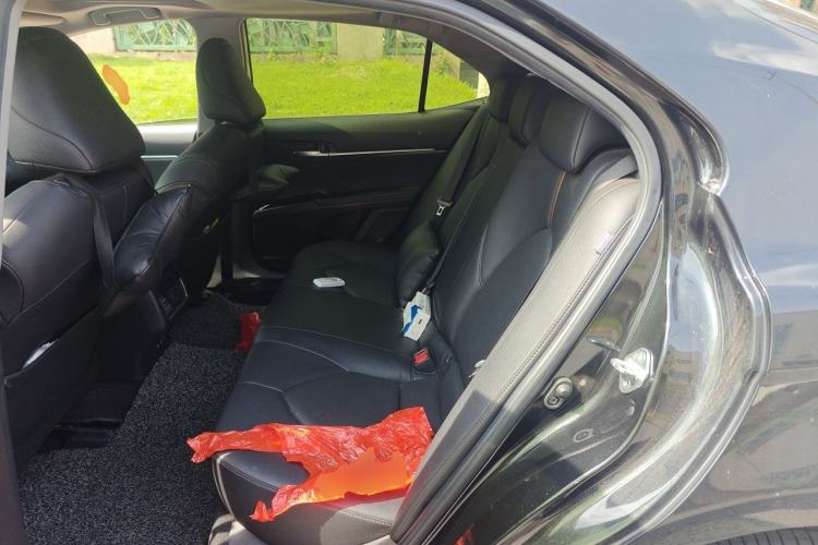 Used Toyota Camry 2021 2.0G Luxury Edition Left Rear Seat