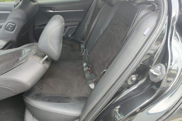 Used Toyota Camry 2021 2.5G Luxury Edition Left Rear Seat