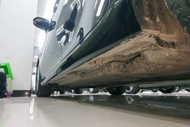 Used Toyota Camry 2021 2.0G Luxury Edition Left Side Sill