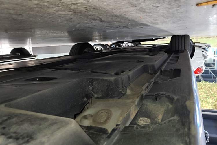 Used Toyota Camry 2021 2.0G Luxury Edition Left Side Sill
