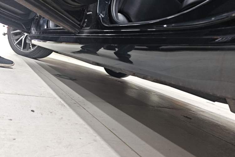 Used Toyota Camry 2021 Dual-Motor 2.5HG Luxury Edition Left Side Sill