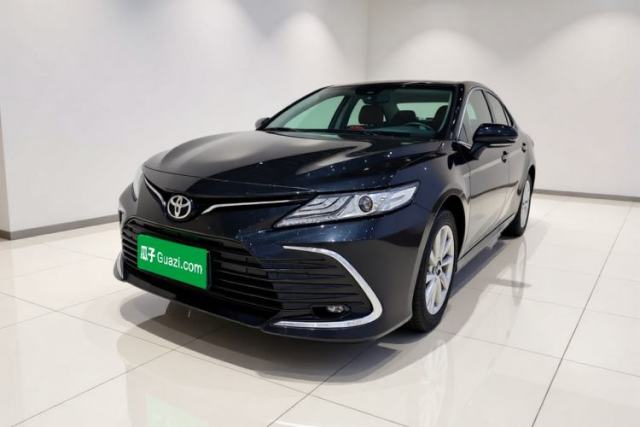 Ojetý Toyota Camry 2021 2.0G Luxury Edition