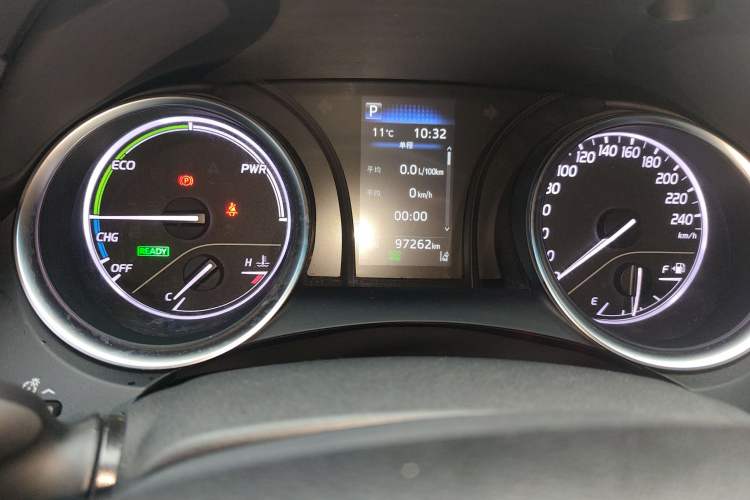 Used Toyota Camry 2021 Dual-Motor 2.5 HGVP Leading Edition Odometer Close Up