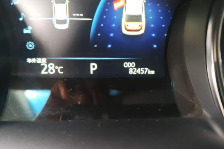 Used Toyota Camry 2021 2.0G Luxury Edition Odometer Close Up