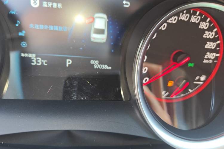 Used Toyota Camry 2021 2.0S FENGSHANG Edition Odometer Close Up
